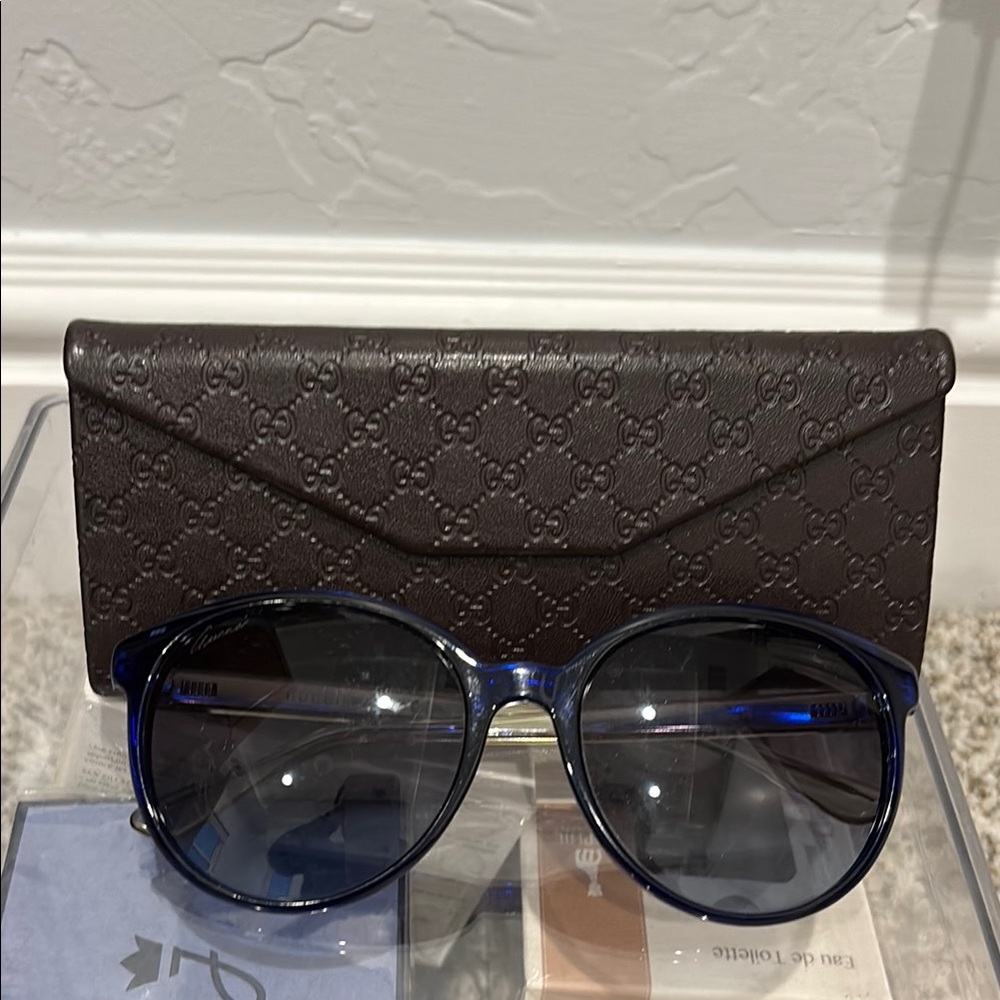 Gucci Black Sunglasses with Case